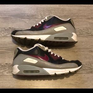 Nike Air Max 90 Black/Deep Garnet-Medium Grey
